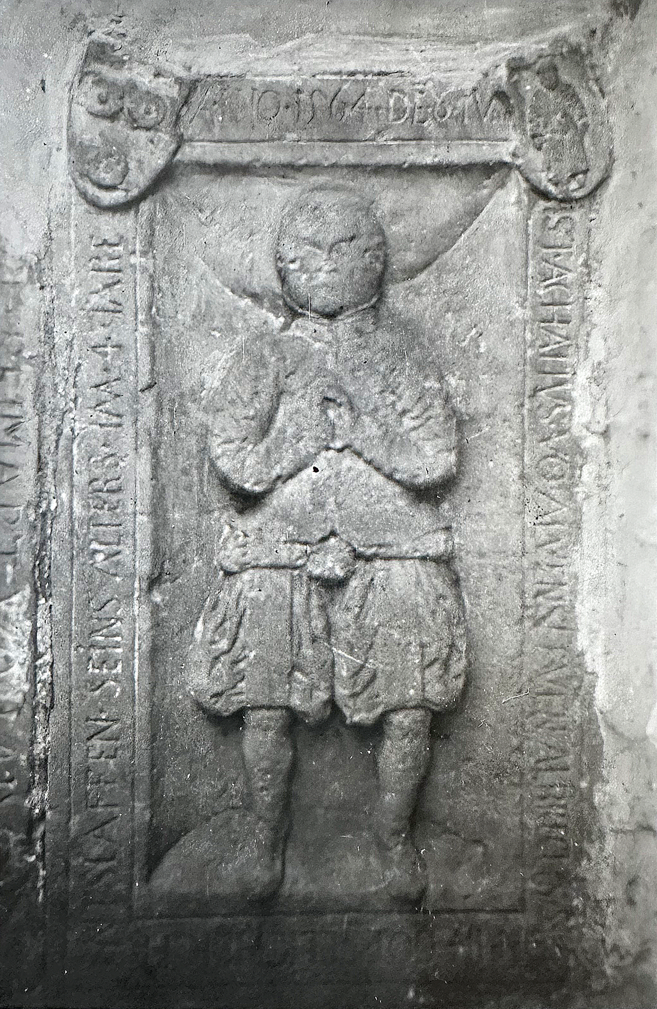 Achaz-II-Alvensleben_Grabstein Grabmal für Reimar I. v. Alvensleben (1529-1568)