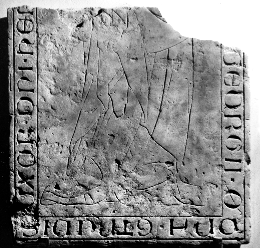 Fragment der Grabplatte der Gertrud von Alvensleben Aufnahme 1988: Das Wappen rechts ist weggebrochen, der gemalte Hintergrund ist übermalt